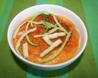 C'est la pleine saison des courgettes (c'est mon potager qui me le dit !), alors une petite recette d'entrée pour vous mettre en joie. Une recette au goût…