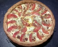Tarte à la tomate et au chèvre