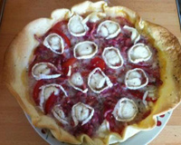 Tarte tomate, lardons et chèvre
