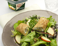 Croustillants de courgettes, crème de Saint Agur et éclats de noisettes