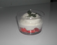 Verrines gourmandes aux fraises et chocolat blanc