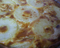 Bonjour à tous, j'ai voulu vous faire partager une recette que j'adore : la tarte à l'ananas !