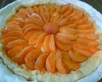 Tarte garnie de crème pour agrémenter de fruits crus. Recette issue de mon blog
