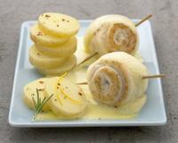 Délicieux poissons à la crème émulsionnée à l'orange.