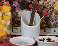 Votre adolescent arrive avec tous ses amis pour un goûter à l'improviste ! Pas de panique face à ces gourmets difficiles, avec mes 3 mini-recettes et ces conseils pour…