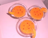 Dessert avec des baies roses