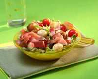 Salade de mozzarella, tomates et pommes fruits