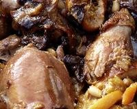 Poulet cuit dans une sauce à base d'orange et d'aromates qui lui donneront un marge bouquet de saveurs.