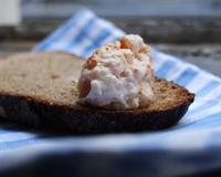 Voici une recette très simple et très rapide à réaliser : la recette idéale pour un slunch improvisé. Et puis la Vache Qui Rit est pour moi, le fromage qui symbolise…