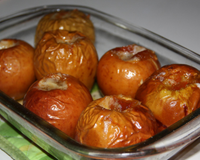 La recette des pommes au four par Laurence A., internaute à Soissons ! Un régal de simplicité et de goût....