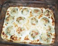 Un gratin aux pommes de terre tres original, ce sont de boulettes de purée de pommes de terre au fromage, que l'ont fait gratiner au four, un énorme succès auprès des…