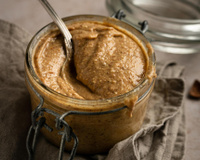 Comment faire de l'amlou, la fameuse pâte à tartiner marocaine complètement addictive ?