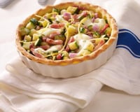 Tarte courgette, lardons, citron et romarin