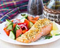 Une recette de saumon aux couleurs et aux saveurs de la Provence : poivrons et amandes !