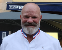 “Facile à faire et pas chère” : voici une délicieuse recette de poulet au citron et olives de Philippe Etchebest, elle a tout pour plaire !