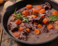 Boeuf Bourguignon traditionnel et classique