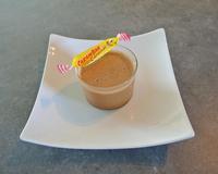 Faites fondre des carambar avec 125gr de beurre, un peu de lait et des oeufs en neige et les jaunes.