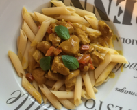 Sauté de dinde au lait de coco curry et basilic