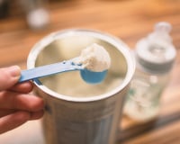 Rappel produit : ce lait infantile ne doit plus être utilisé, des cas de diarrhées et de vomissements signalés