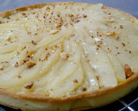 Tarte aux noisettes et aux poires