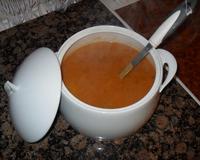 Une soupe succulente, douce sur le palais aux saveurs et épices de l'orient heureusement accessible.