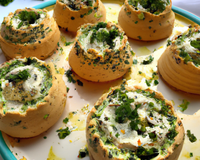 Charlottes d'sperges vertes,mousse de chèvre frais, coriandre et huile d'olive
