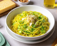 Spaghetti à la crème de Courgette au Parmesan et aux Noisettes