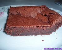 Un moelleux très simple au chocolat, mais qui a toujours un succès fou