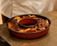 Le pudding version chocolat ! Ce célèbre gâteau anglais est prêt en 5 minutes ! Le pudding au chocolat, c'est 100% gourmandise !