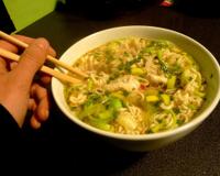 Une soupe idéale en guise de plat par sa richesse d'ingrédients et de saveurs, idéale pour l'hiver.