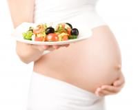 7 aliments qu'une femme enceinte ne peut pas manger