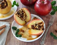 Un dessert chaud à base de pommes, facile à préparer, sain et très parfumé. 