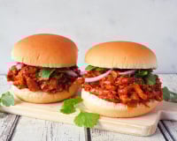 Connaissez-vous le fruit du jacquier ? L’ingrédient parfait pour préparer une viande effilochée dans vos burgers ou tacos !