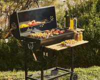 Ce barbecue à charbon, idéal pour les familles, passe sous les 90 euros pour quelques jours