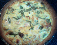 Quiche au saumon fumé et asperges vertes