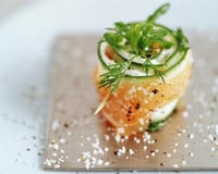 Roulades de concombre au saumon fumé