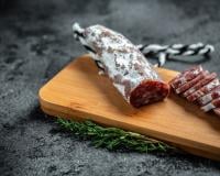 Attention : Un saucisson vendu en supermarché rappelé dans toute la France pour contamination à la salmonelle