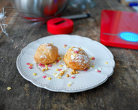 Petits choux garnis et colorés