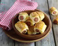 Feuilletés aux saucisses Knack Halal Isla Délice et chèvre aux graines de sésame