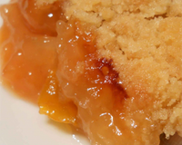 Crumble Amandin sur compotée de Mirabelles