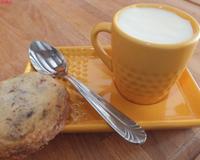 Une douceur qui vous séduira. Cette crème au chocolat blanc est facile et rapide à réaliser. Laissez-vous tenter.