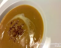 Soupe de corail aux oignons frits