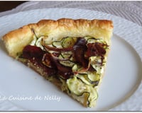 Tarte fine à la courgette, chèvre, magret de canard, thym et miel