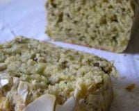 Cake moelleux aux olives vertes et aux amandes