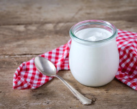 Ne vous fiez pas aux drapeaux : l'unique moyen de vérifier l'origine du lait de vos yaourts