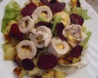 Salade complète, très gourmande avec de belle couleur !