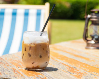 3 ingrédients, 5 minutes : le café glacé le plus rapide et rafraîchissant de l’été