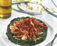 Connaissez-vous le Hindbe ? Cette recette traditionnelle libanaise qui met en valeur les épinards et l'oseille va vous faire craquer. 