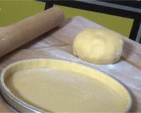 Pâte à tarte sucrée rapide
