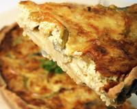 Une tarte aux oignons avec une pointe d'Epoisses Berthaut.